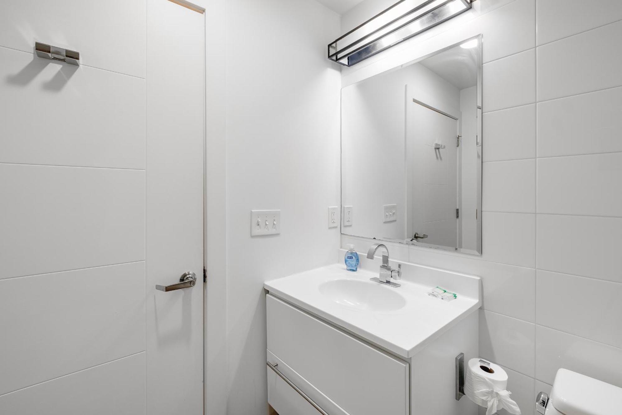 Apartment Luxury Nolibs 1br Huge Balcony Philadelphia