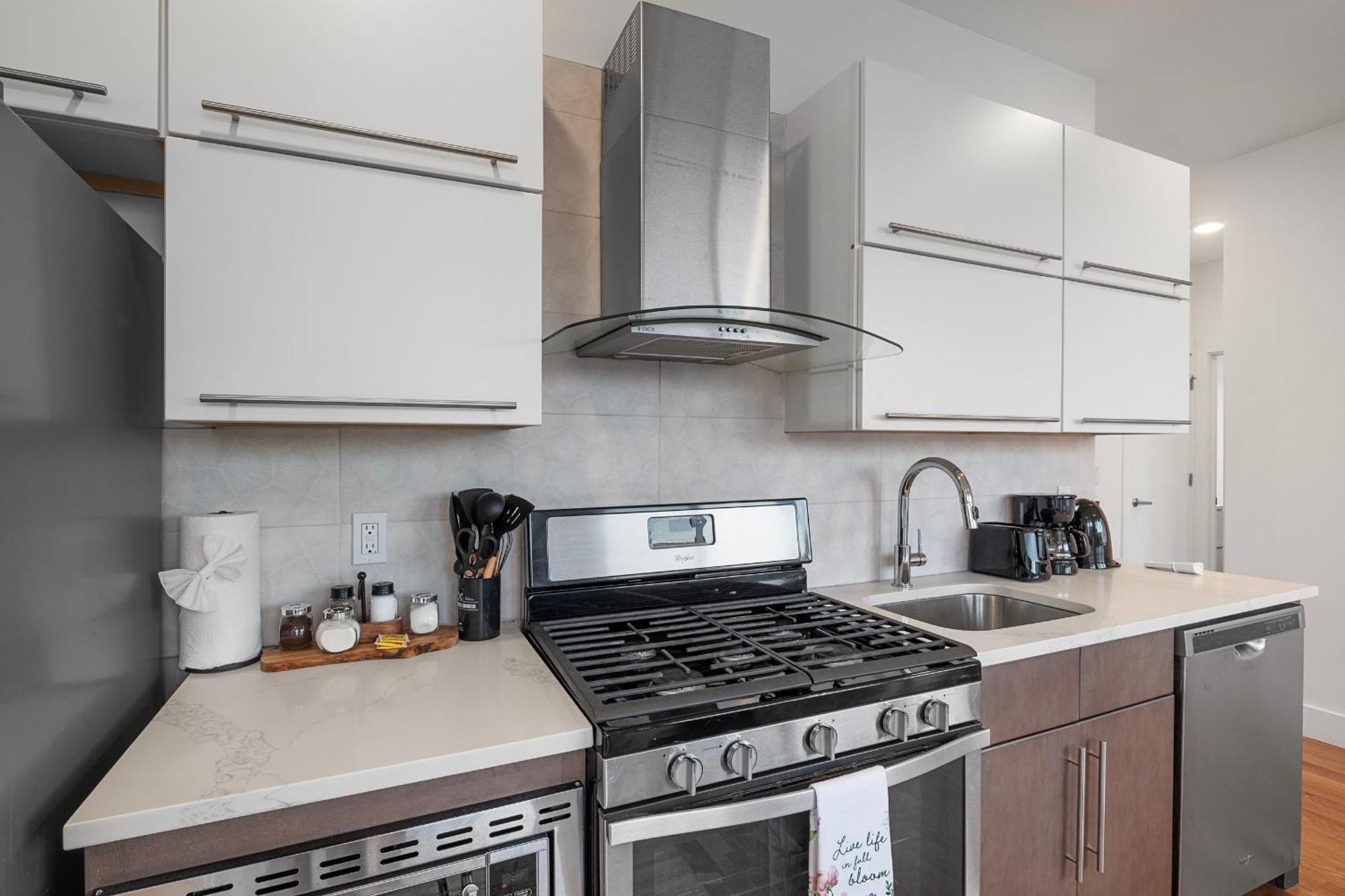 Apartment Luxury Nolibs 1br Huge Balcony *