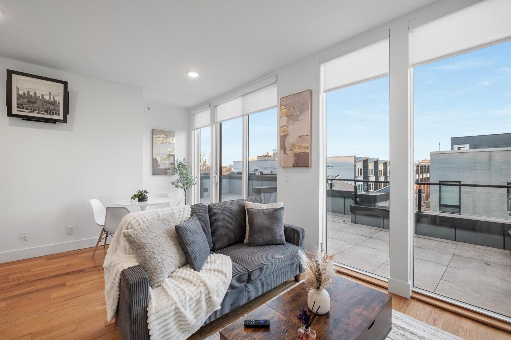 Apartment Luxury Nolibs 1br Huge Balcony Philadelphia