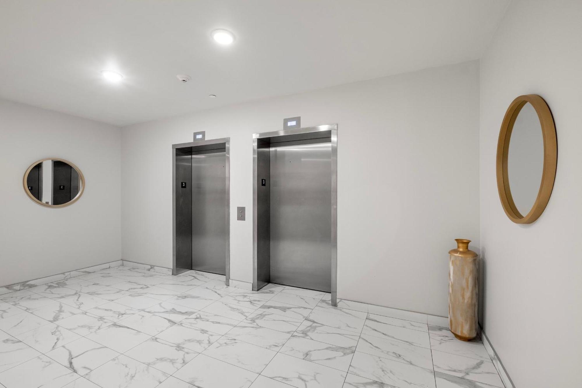 Luxury Nolibs 1br Huge Balcony Philadelphia